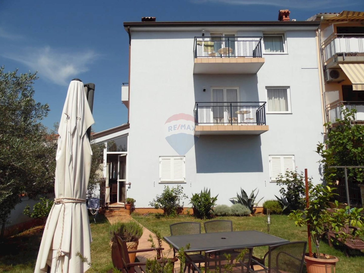 Villa Singola/Casa Vacanza Fažana, 433,30m2