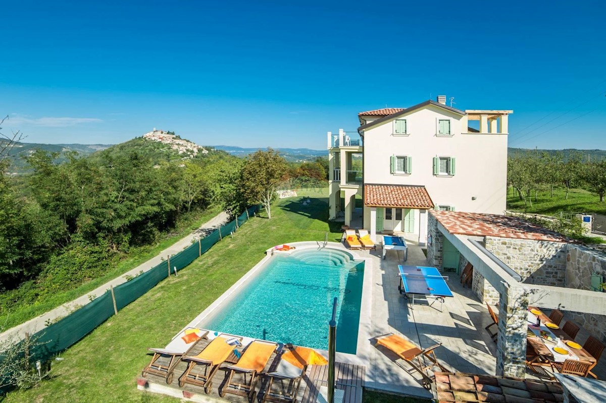 Villa Singola/Casa Vacanza Motovun, 260m2