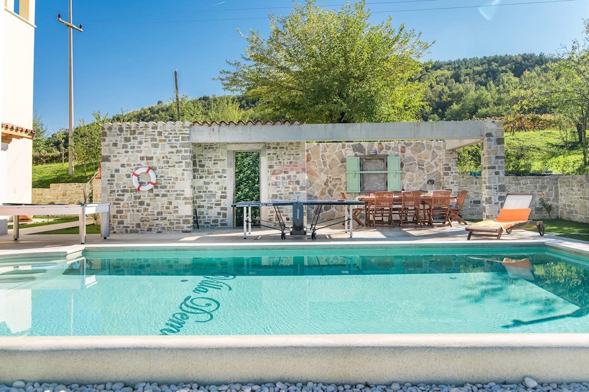 Villa Singola/Casa Vacanza Motovun, 260m2