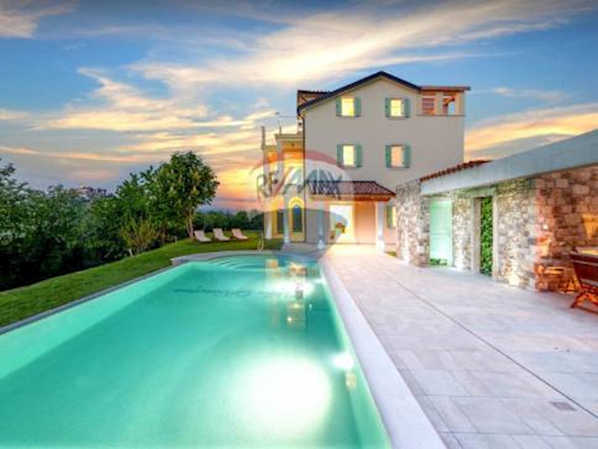 Villa Singola/Casa Vacanza Motovun, 260m2