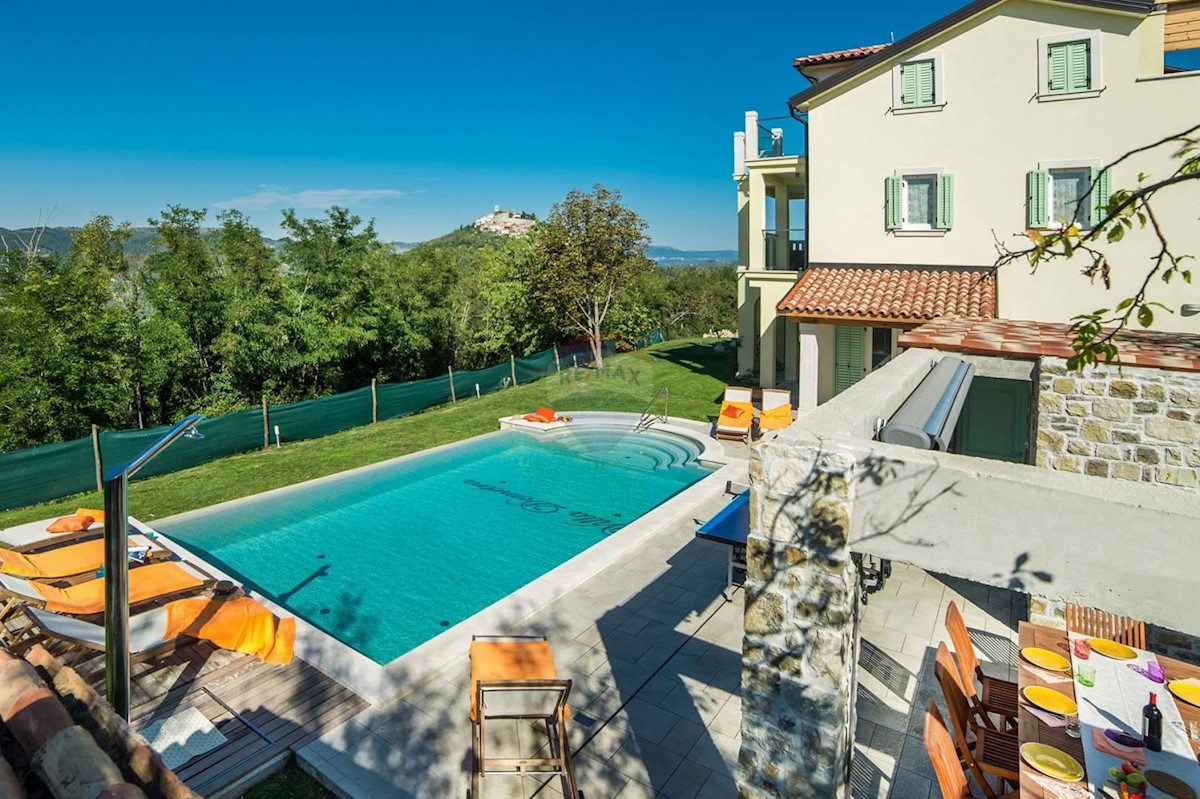 Villa Singola/Casa Vacanza Motovun, 260m2