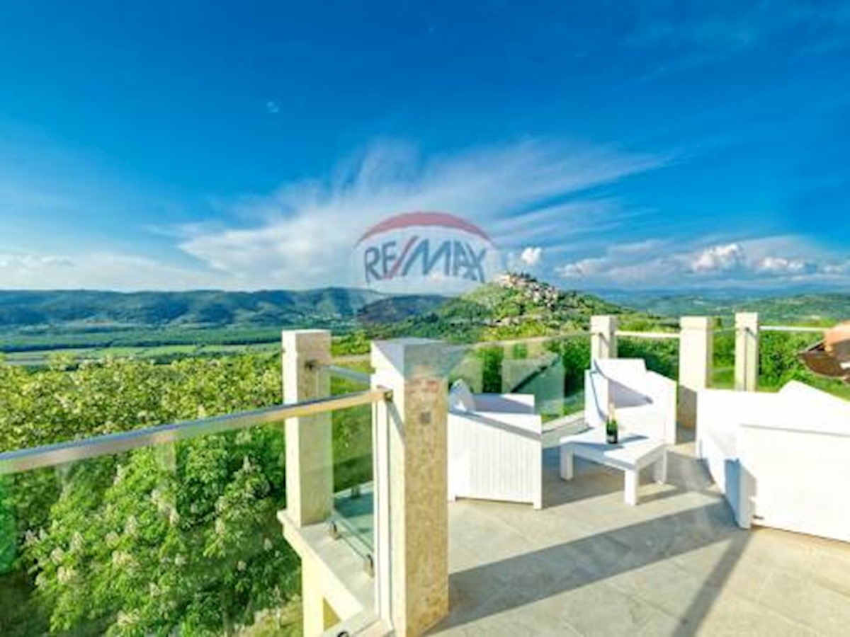 Villa Singola/Casa Vacanza Motovun, 260m2