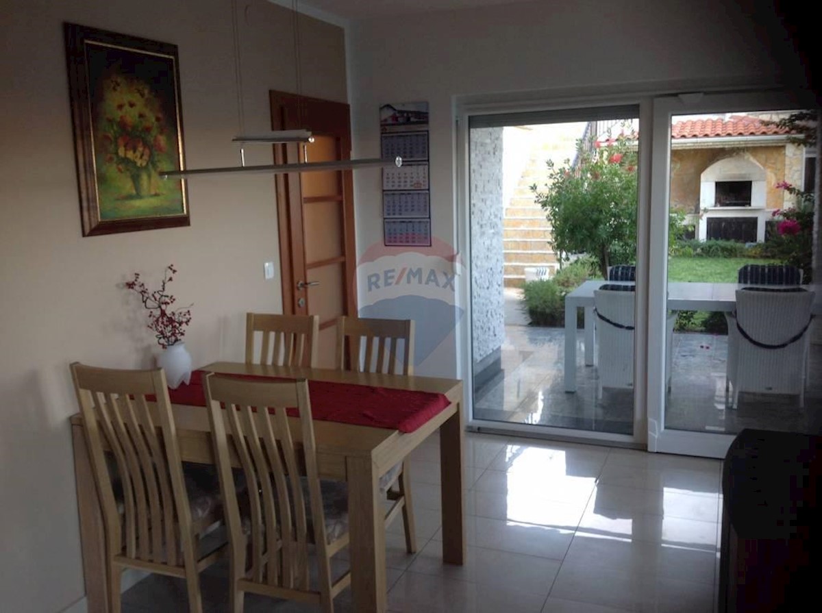 Villa Singola/Casa Vacanza Omišalj, 240m2