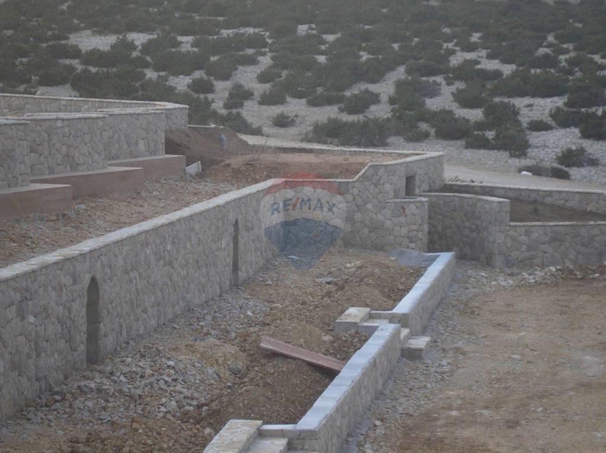 Terreno edificabile Novalja, 4.637m2