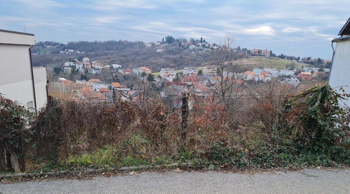 Terreno edificabile Šestine, Podsljeme, 831m2