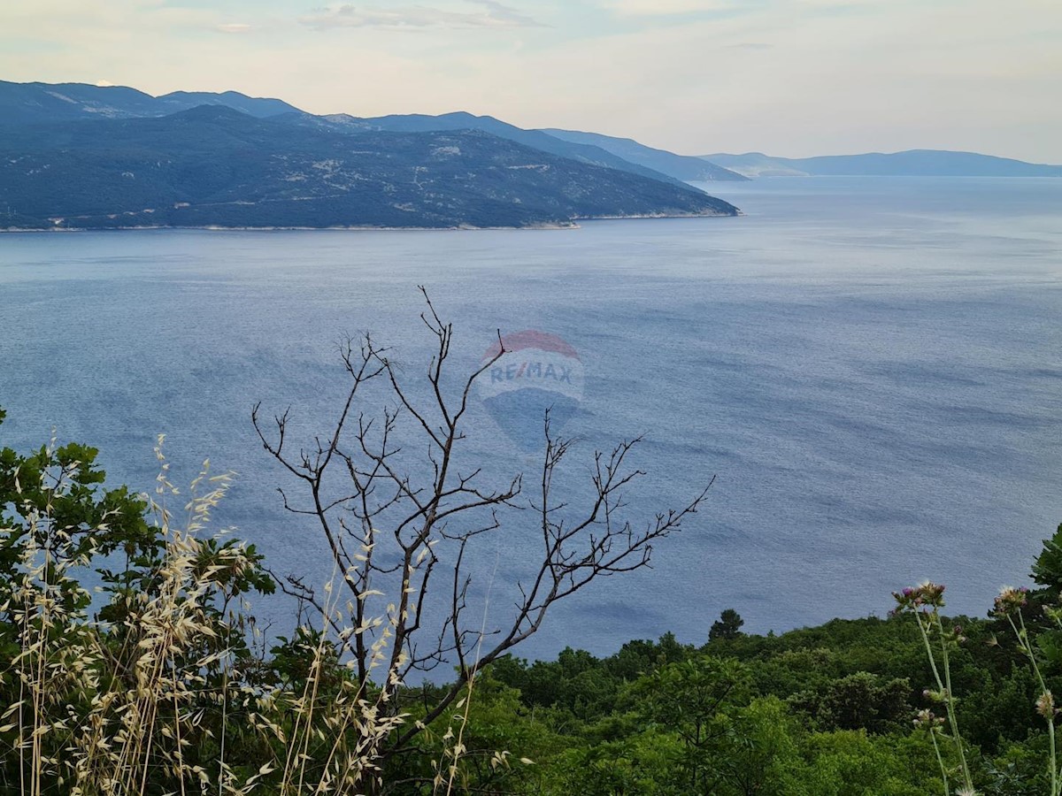 Terreno non edificabile Brseč, Mošćenička Draga, 9.200m2