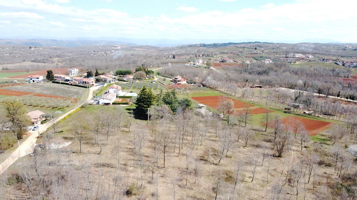 Terreno edificabile Baldaši, Vižinada, 8.770m2