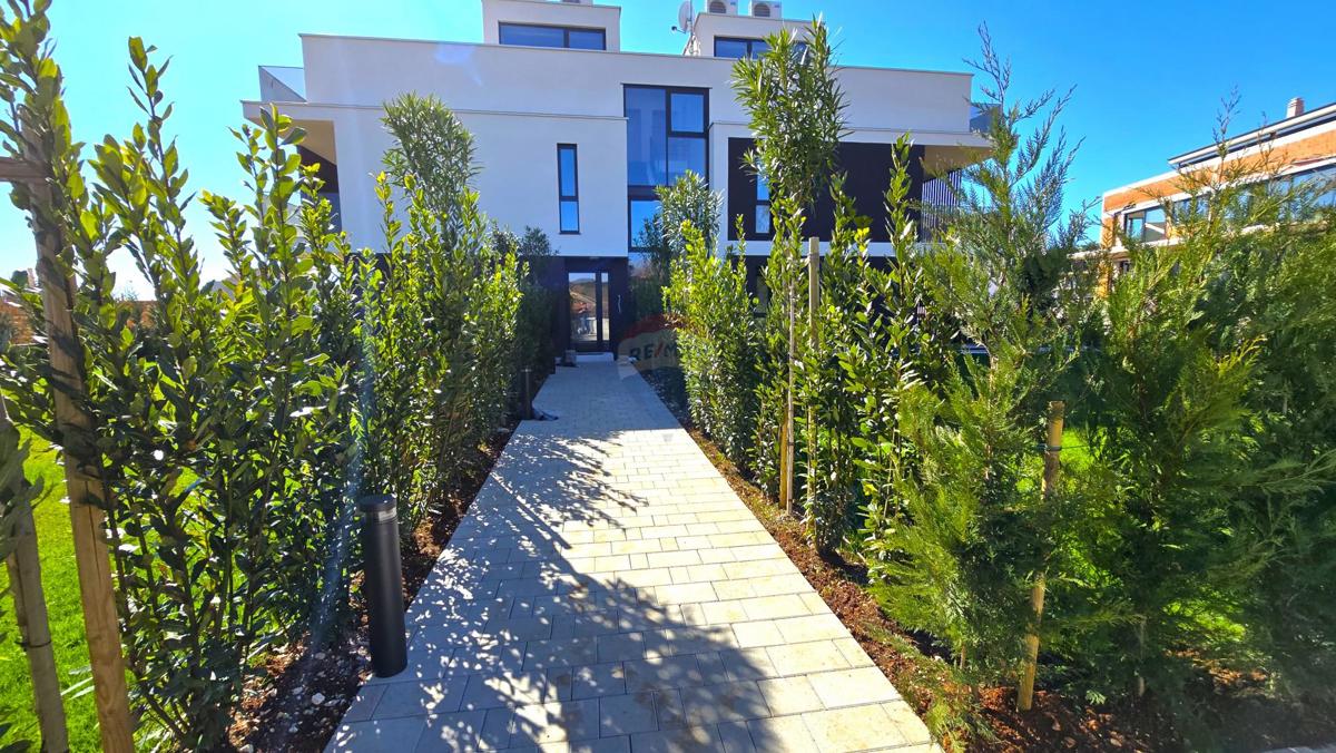 Istria, Rovigno, Appartamento di lusso, garage, giardino, vicino al mare – 178 m² ROVINJ SUNSET RESIDENCE