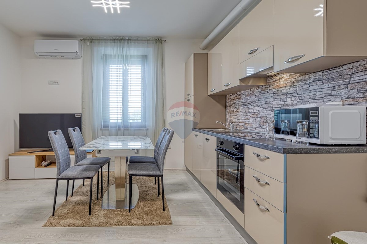 Casa Mareda, Novigrad, 210m2