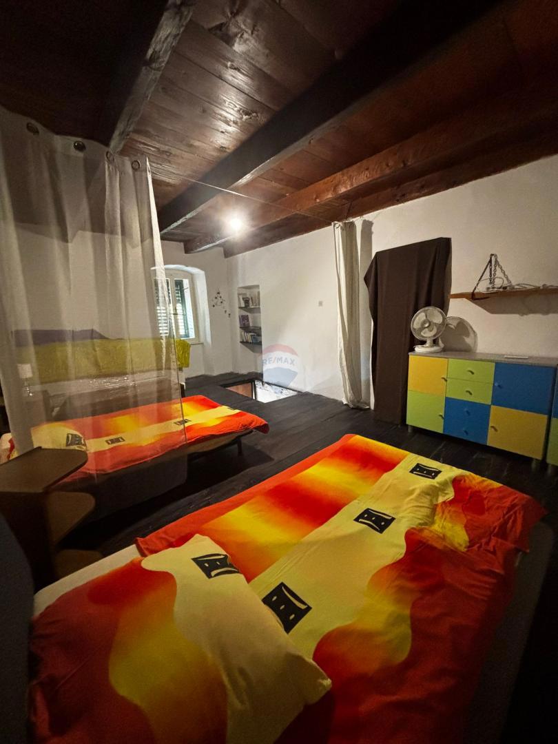 Casa Draga Bašćanska, Baška, 80m2