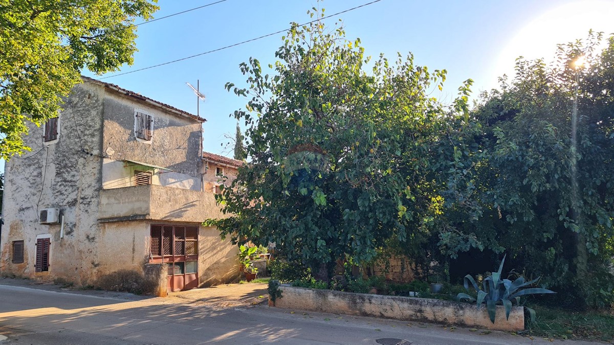 Casa Kaštelir, Kaštelir-Labinci, 180m2