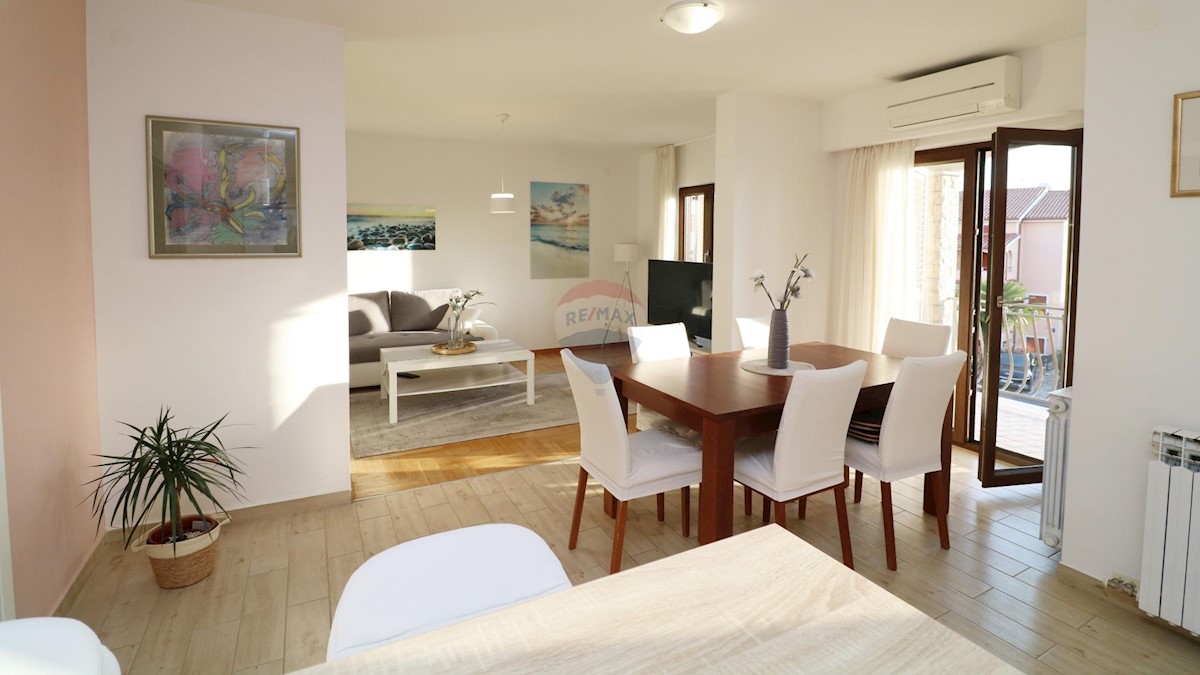 Appartamento Poreč, 77m2