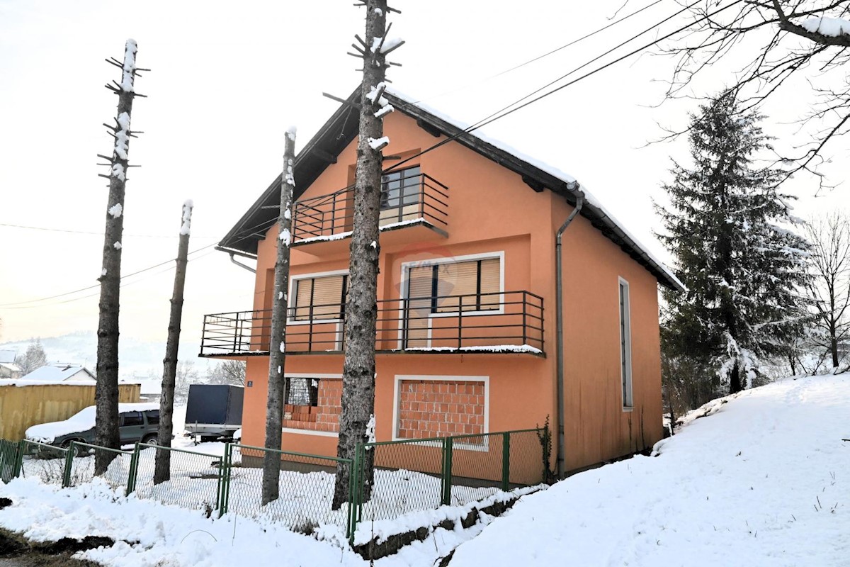 Casa Gornja Pušća, Pušća, 276m2