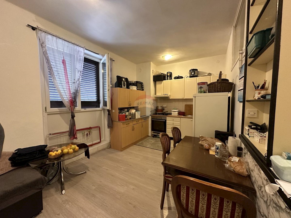 Appartamento Raša, 38m2