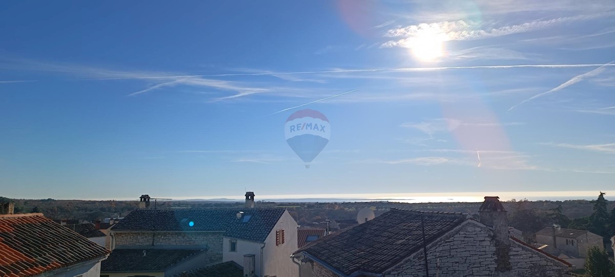 Bale, Istria, casa di charme con spazio commerciale, in posizione perfetta nel centro di Bale