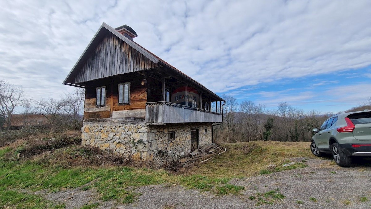 Casa Martinski Vrh, Ribnik, 200m2