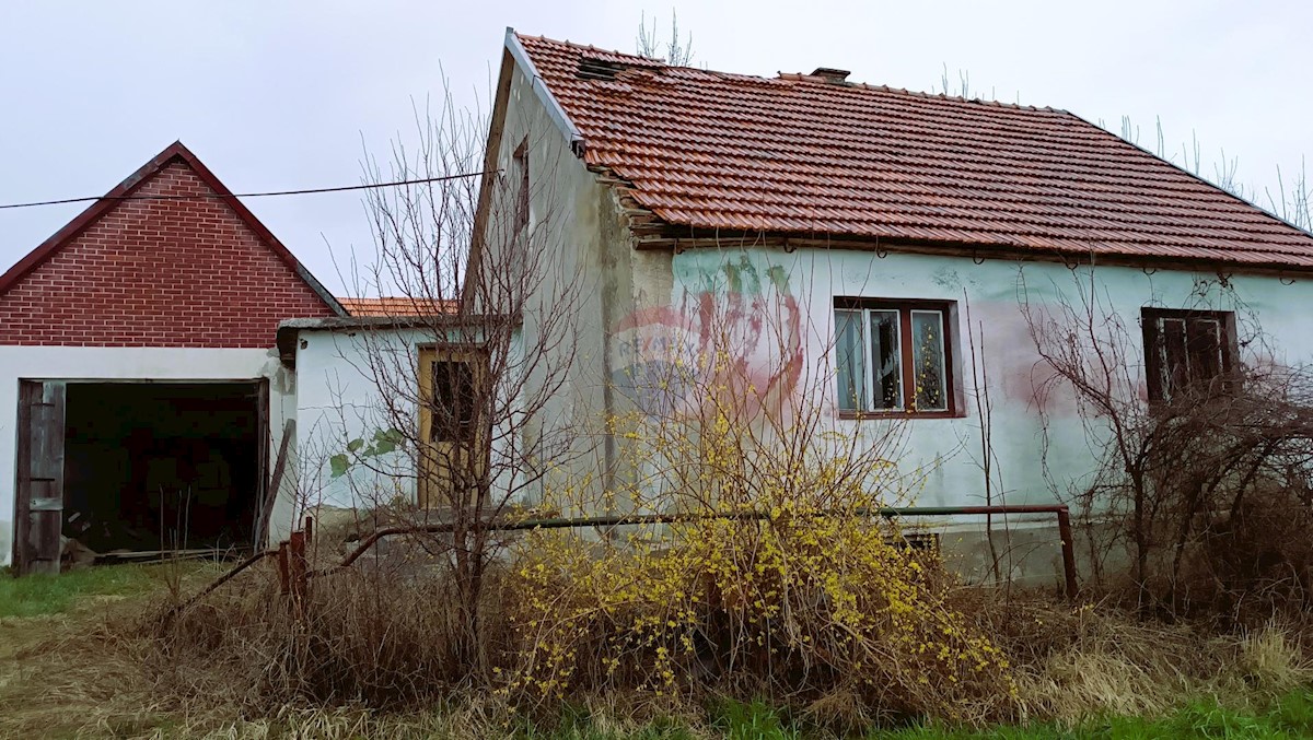 Casa Lapat, Plaški, 450m2