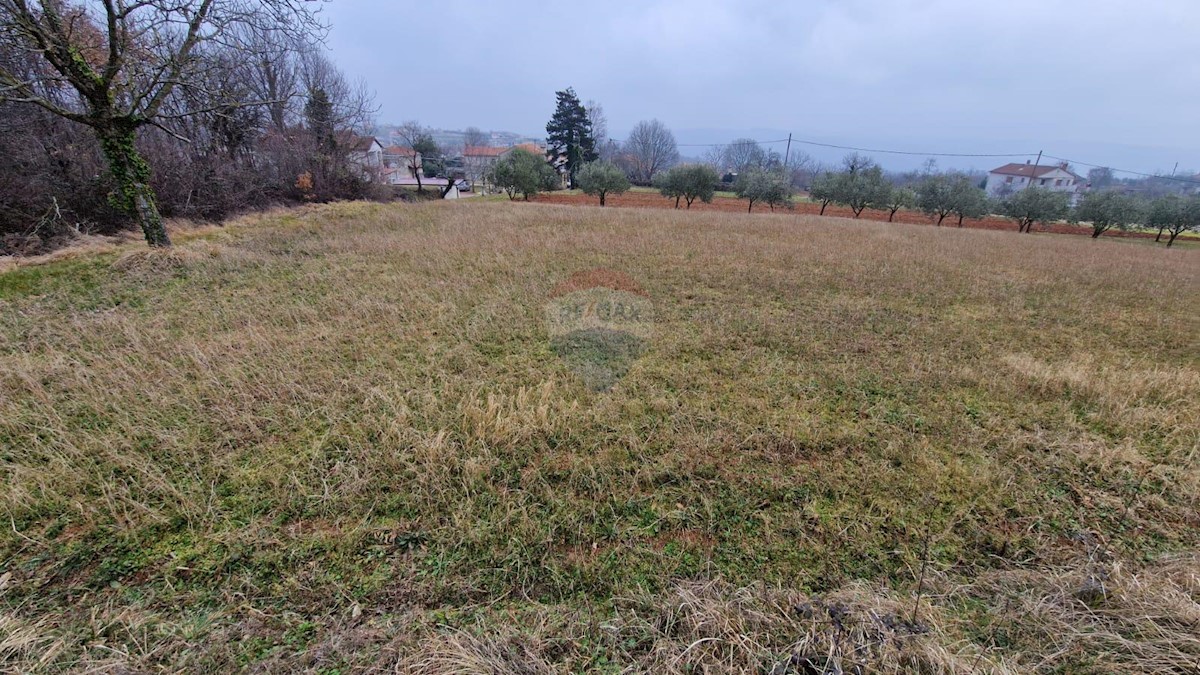 Terreno edificabile Sutivanac, Barban, 742m2