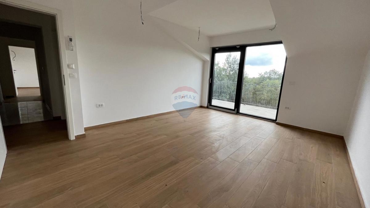 Appartamento Baderna, Poreč, 125m2