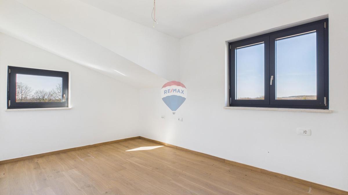 Appartamento Baderna, Poreč, 125m2