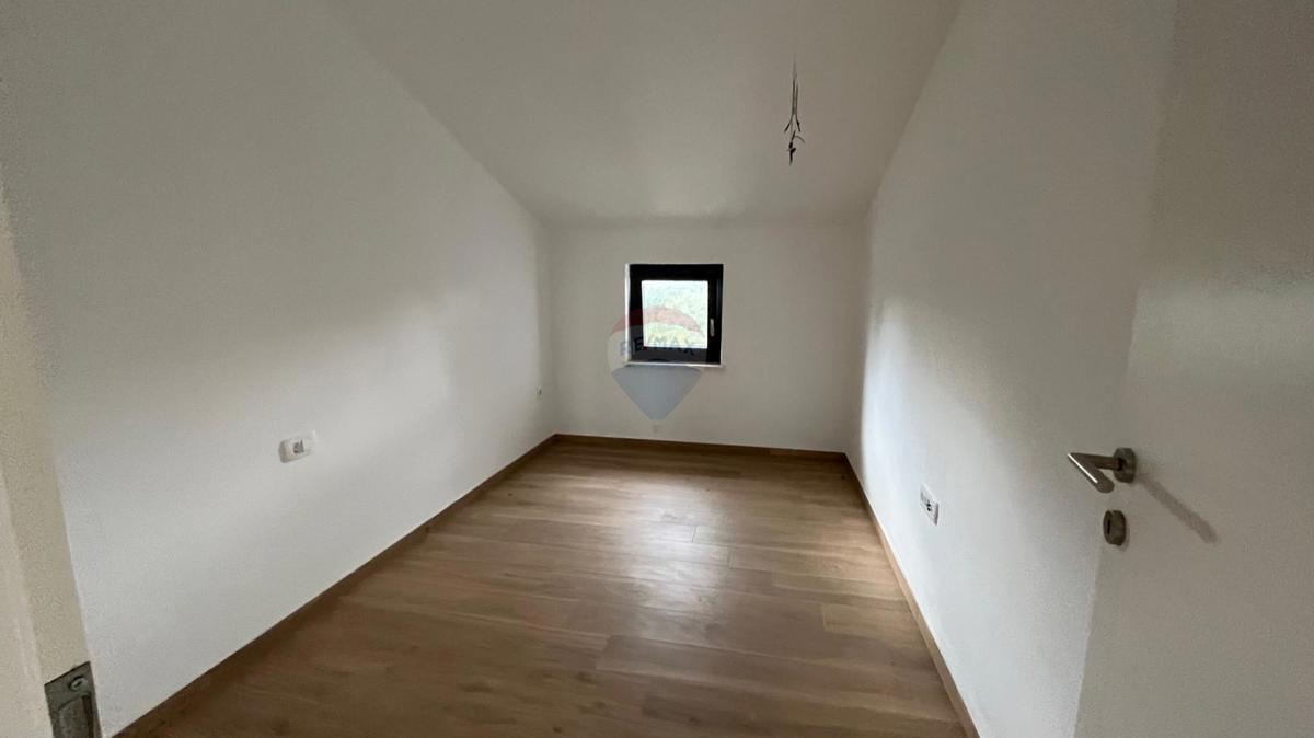 Appartamento Baderna, Poreč, 125m2