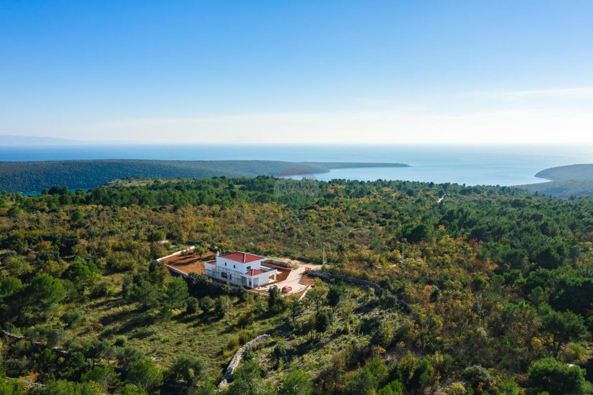 Istria, Rakalj – Villa di design con vista panoramica sul mare