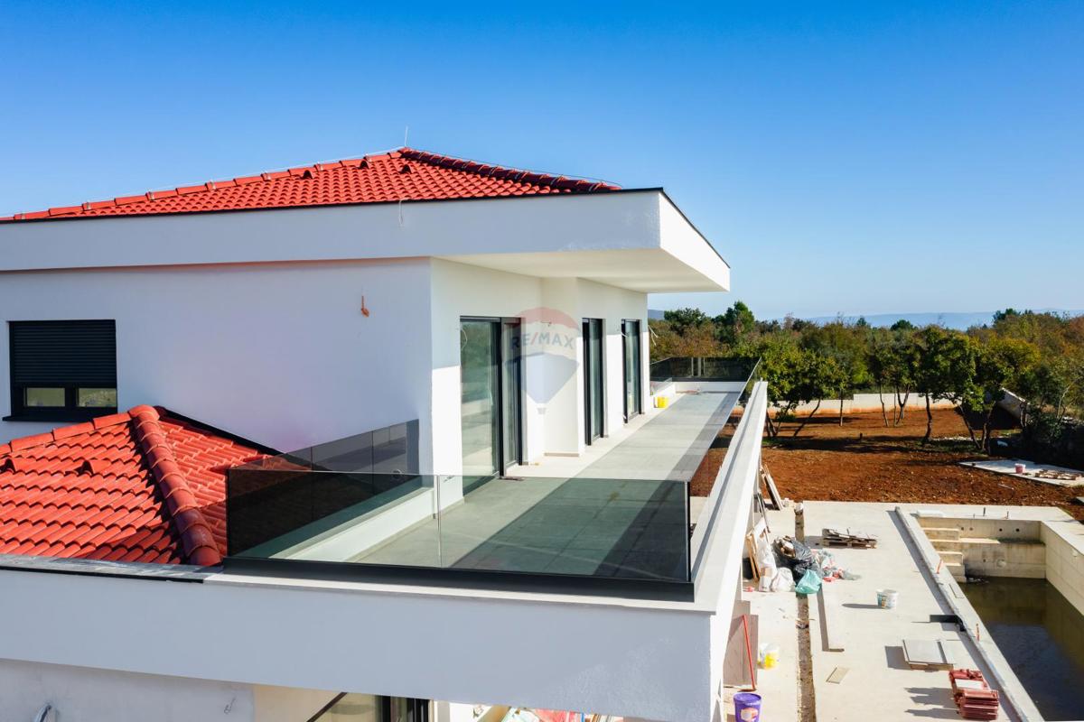 Istria, Rakalj – Villa di design con vista panoramica sul mare