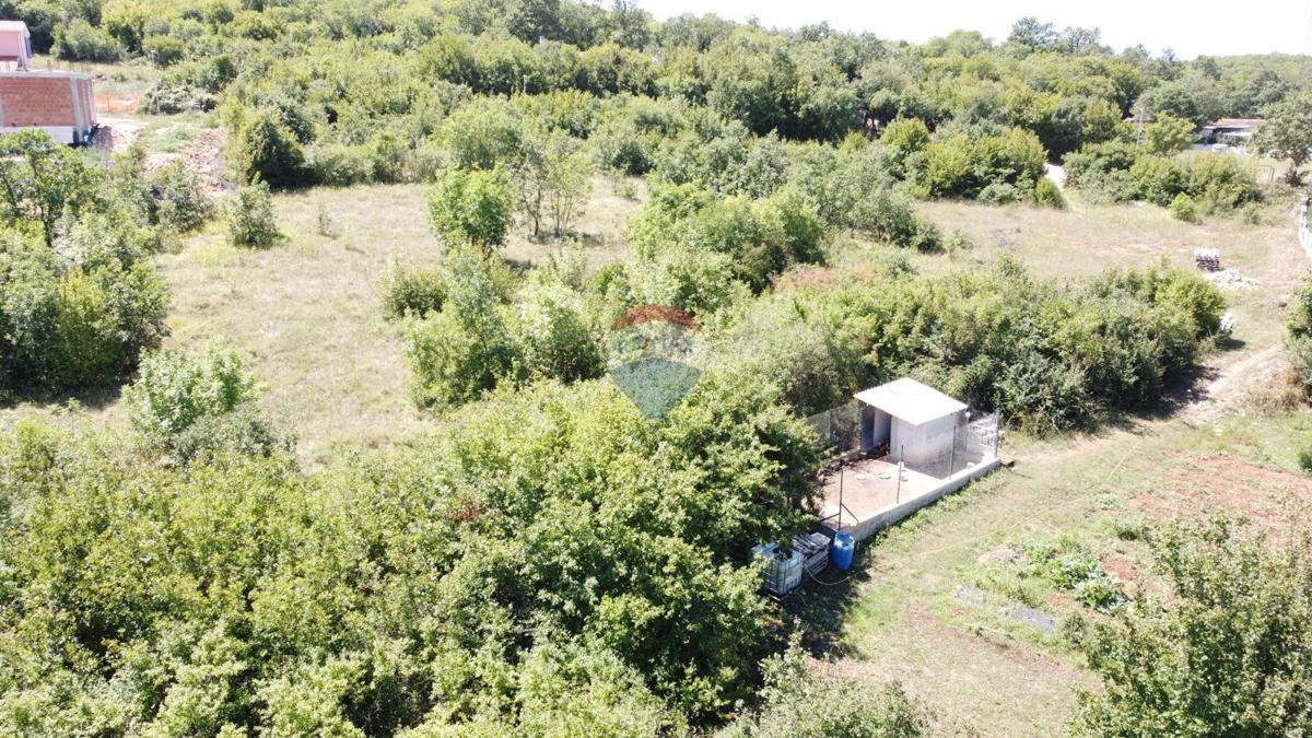 Terreno edificabile Šorići, Kanfanar, 537m2