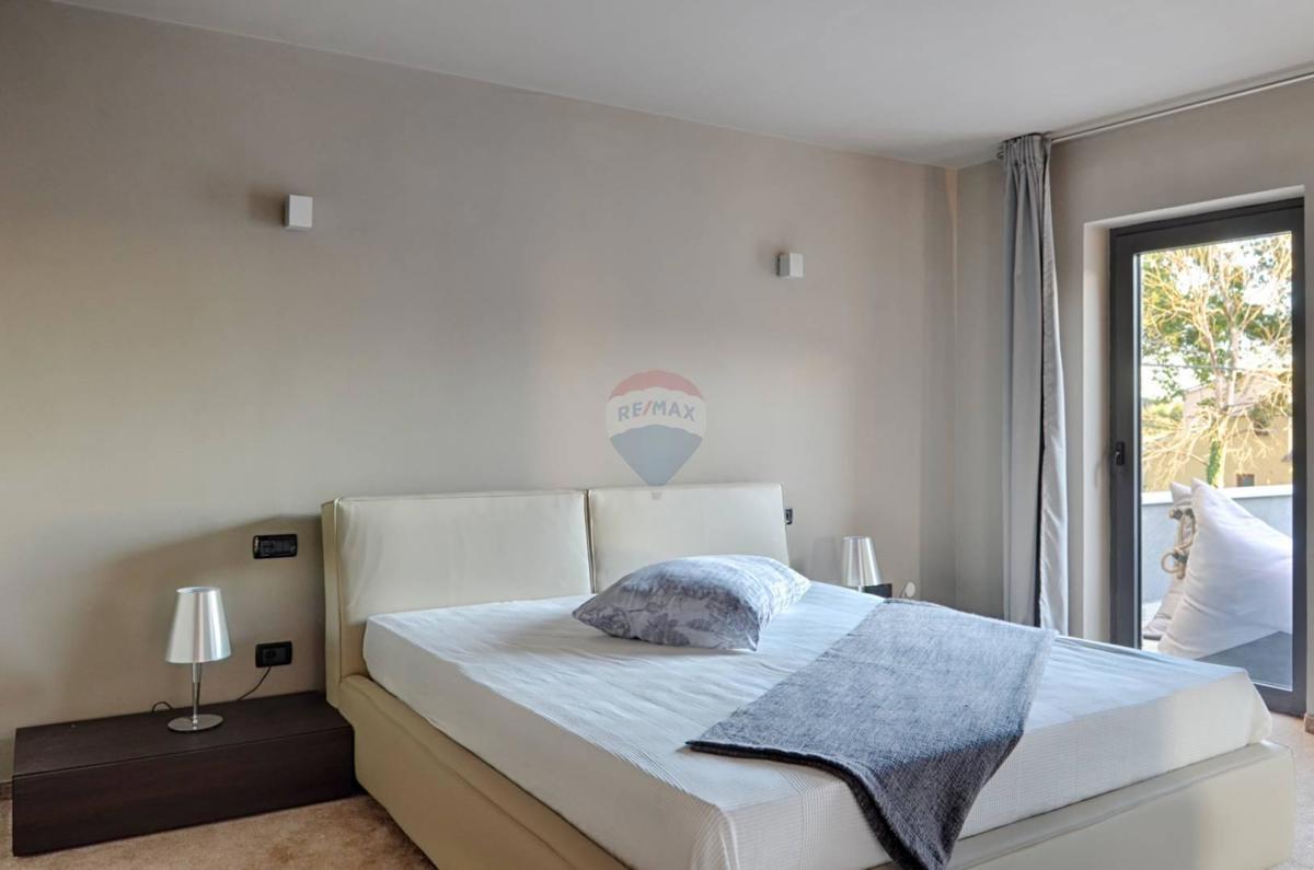 Casa Poreč okolica, Poreč, 375m2