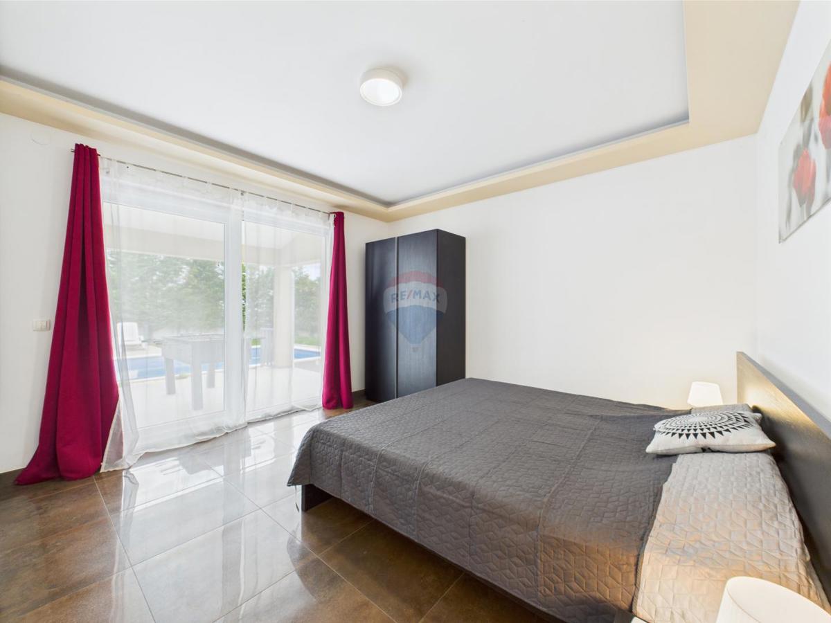 Casa Boškari, Svetvinčenat, 220m2