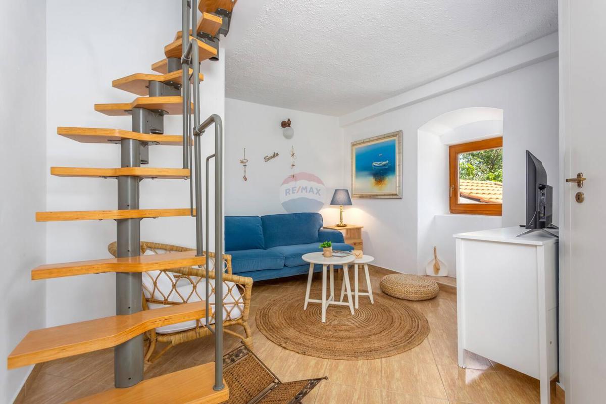 Casa Risika, Vrbnik, 205m2