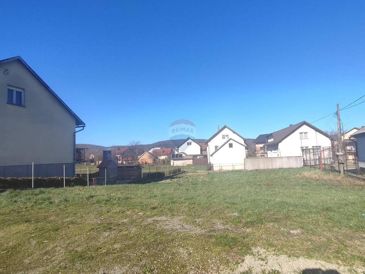 Terreno edificabile Ogulin, 724m2