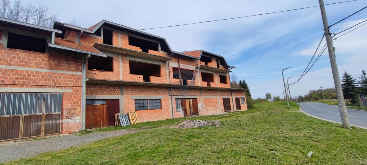 Casa Obrež Zelinski, Sveti Ivan Zelina, 840m2