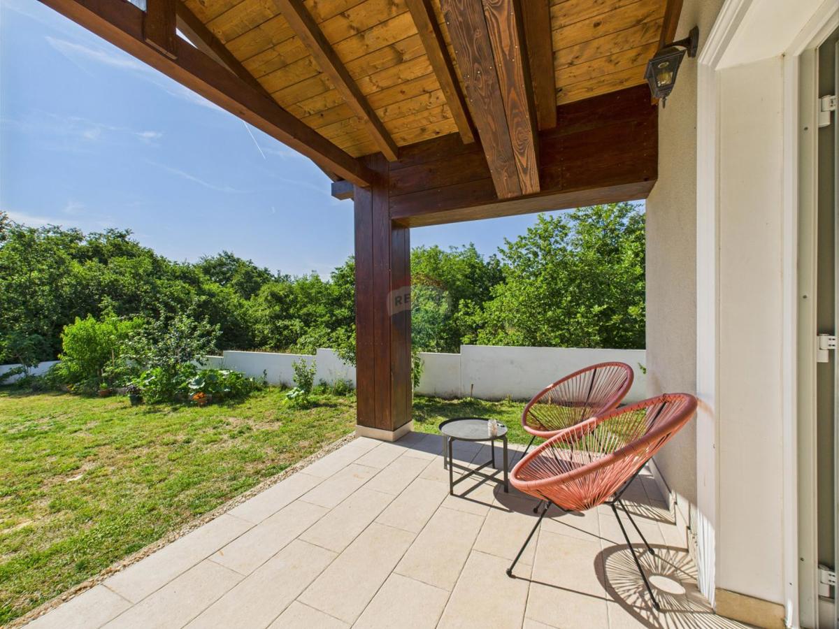 Casa Štokovci, Svetvinčenat, 248m2