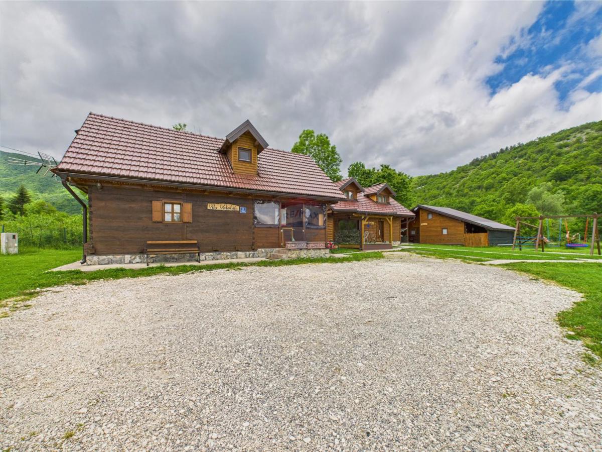 Casa Centar, Gospić, 290m2