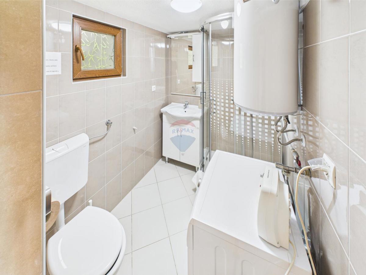Casa Centar, Gospić, 290m2