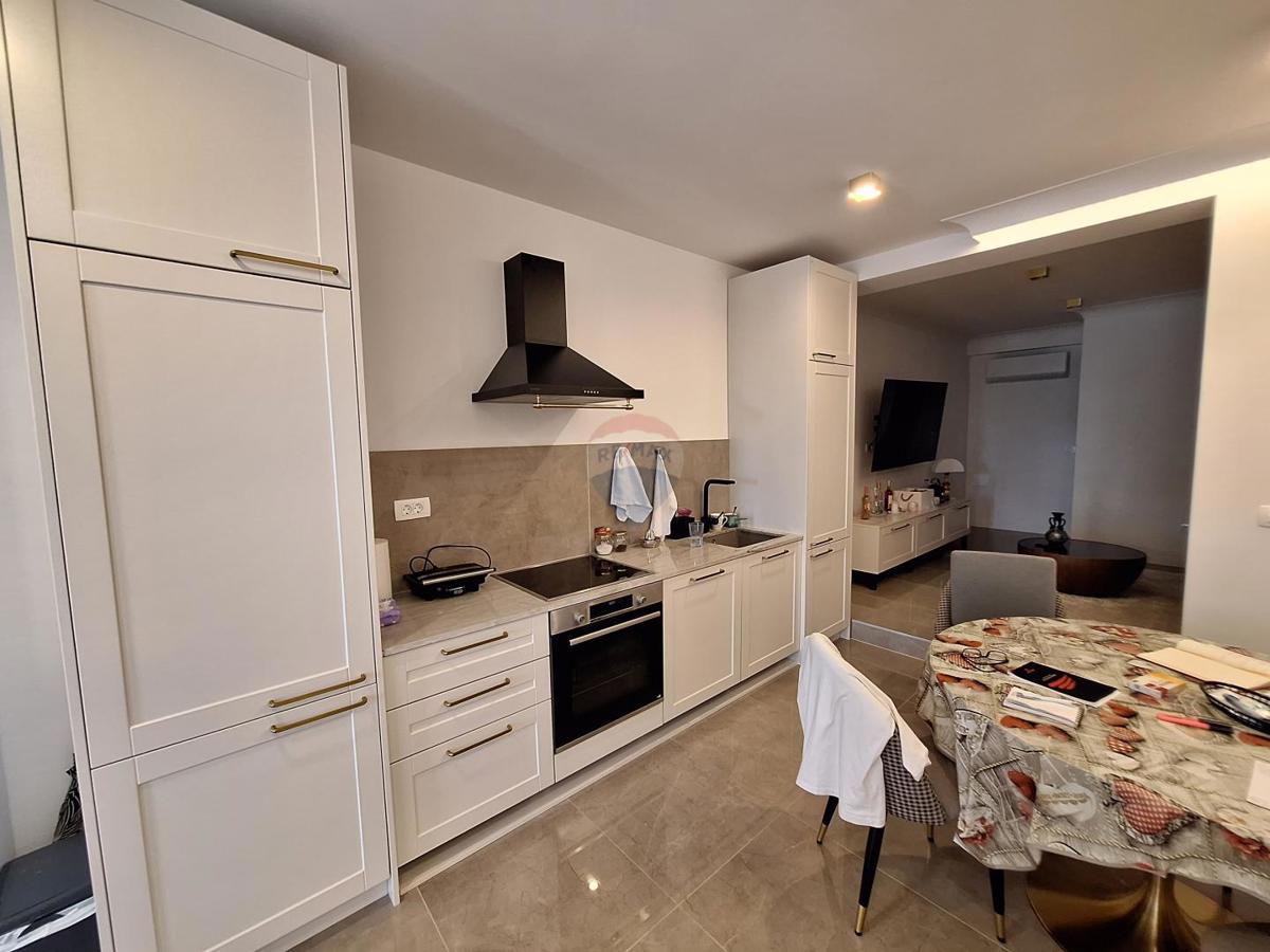Appartamento Dobreć, Opatija - Okolica, 133m2