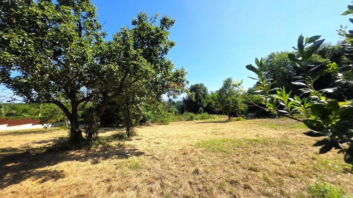 Terreno edificabile Brtonigla, 574,38m2
