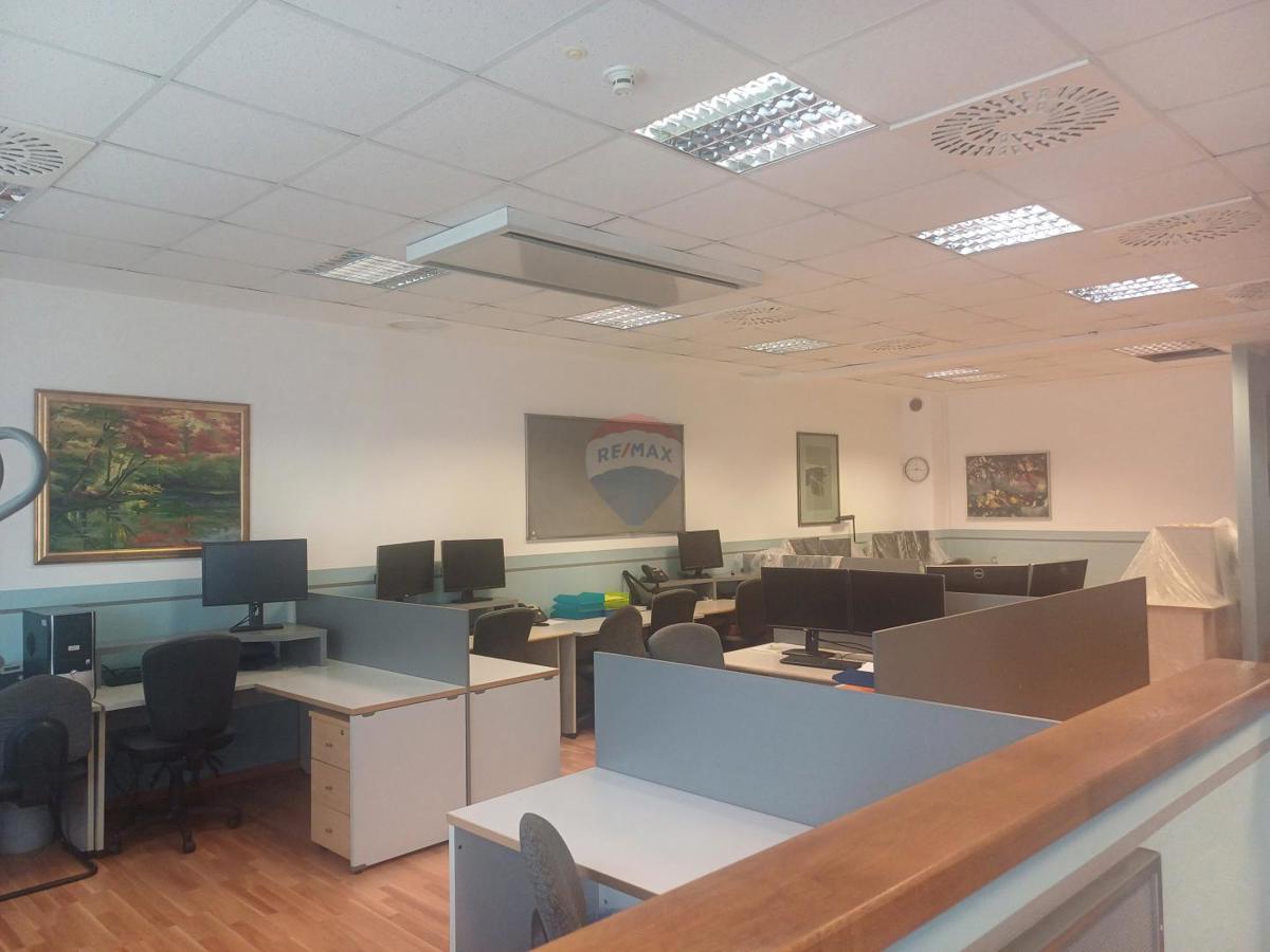 Attività commerciale Vidikovac, Pula, 137,66m2