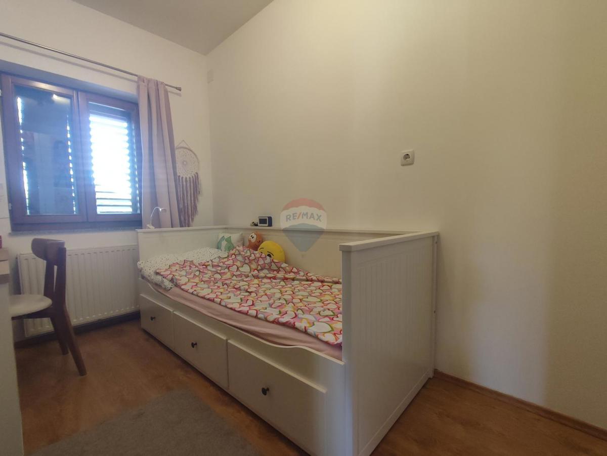 Casa Cerovac Vukmanićki, Karlovac - Okolica, 130m2