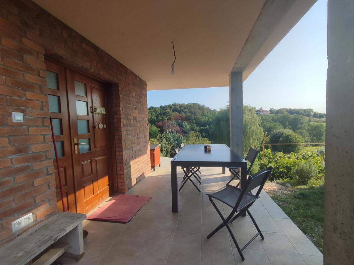 Casa Cerovac Vukmanićki, Karlovac - Okolica, 130m2