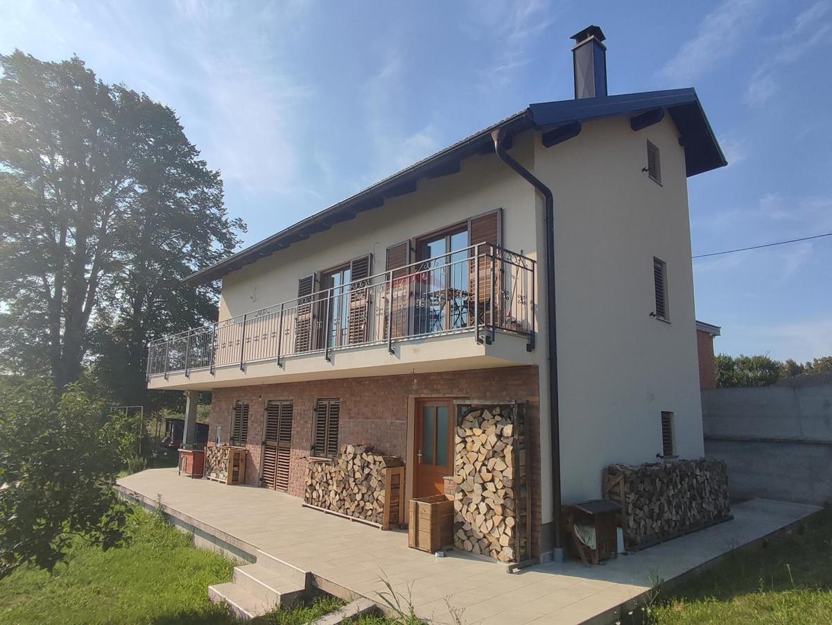 Casa Cerovac Vukmanićki, Karlovac - Okolica, 130m2