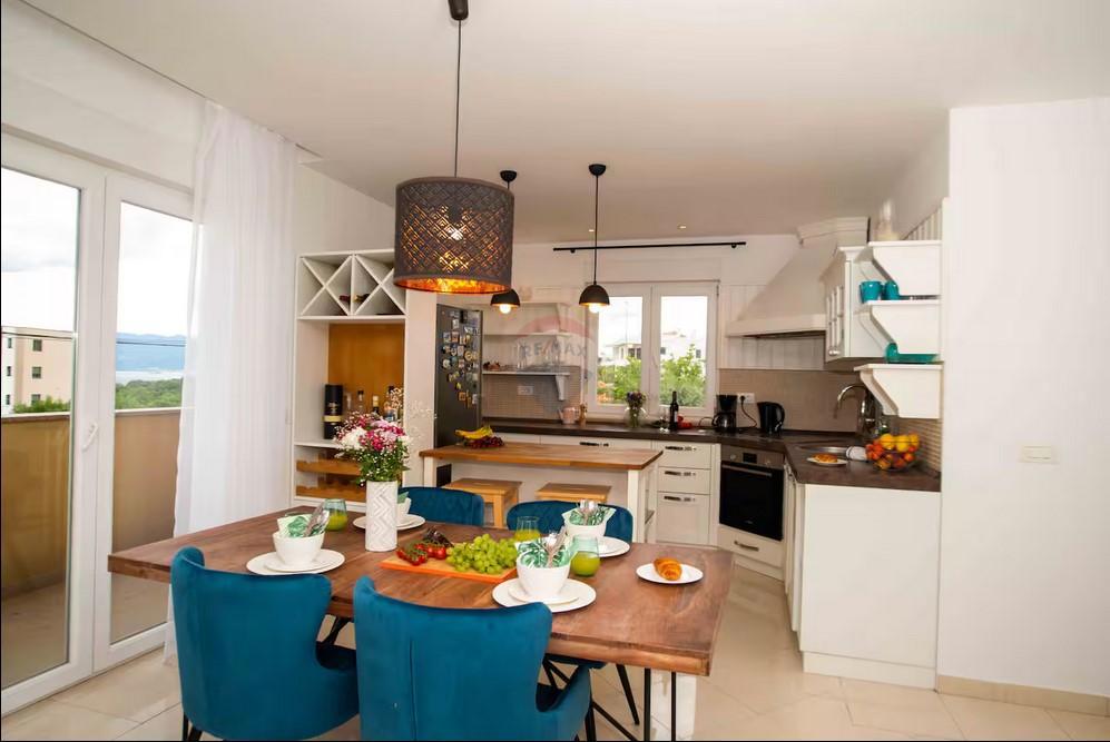 Appartamento Doričići, Kostrena, 97m2