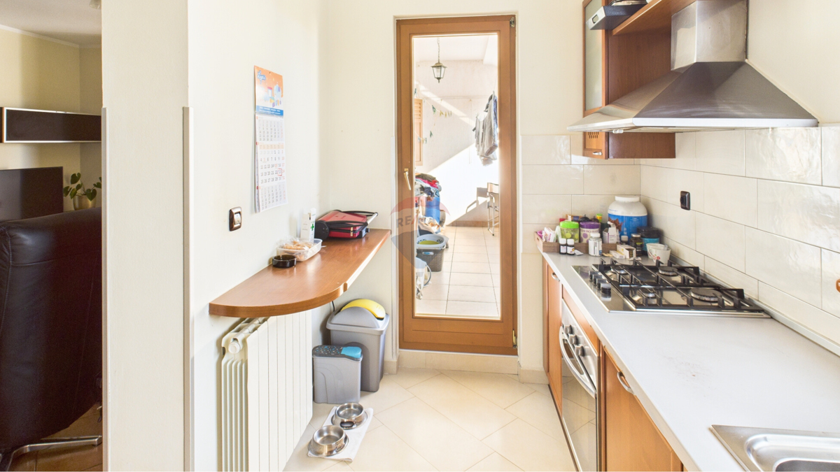 ISTRIA, ŽMINJ – Appartamento con giardino, cucina estiva e cantina