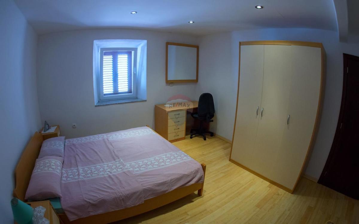 Casa Karlobag, 260m2