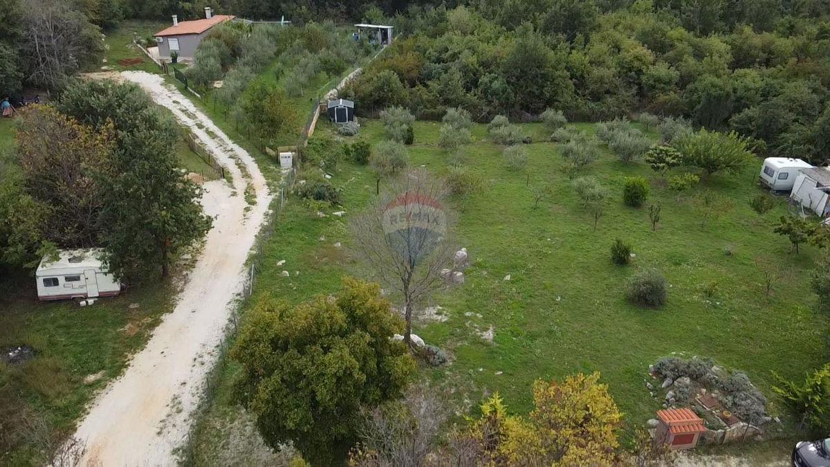 Terreno non edificabile Kadumi, Poreč, 1.920m2