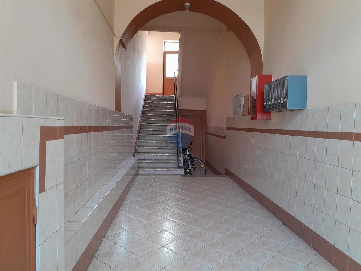 Appartamento Centar, Pula, 73,54m2