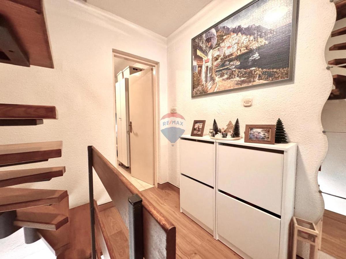 Casa Novi Vinodolski, 100m2