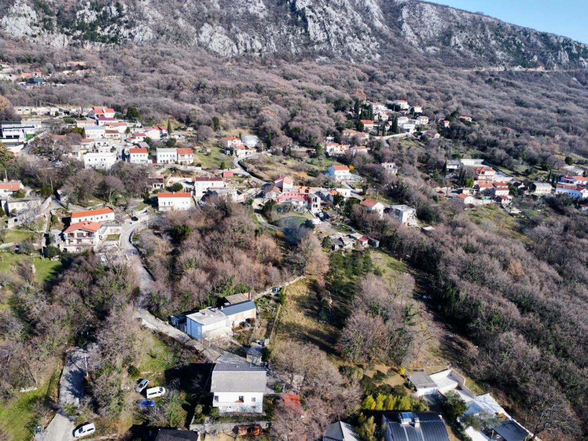 Novi Vinodolski, Bribir – terreno edificabile di 1.338 m²