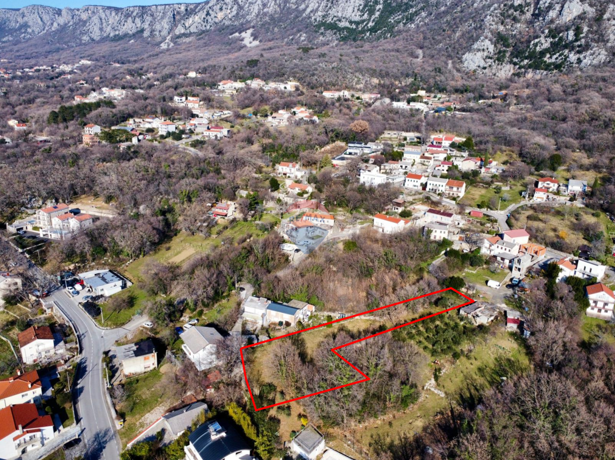 Novi Vinodolski, Bribir – terreno edificabile di 1.338 m²
